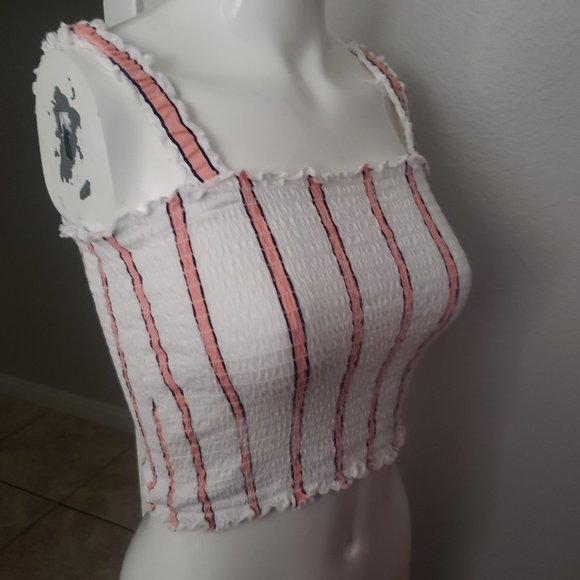 Guess Top - Picture 4 of 13